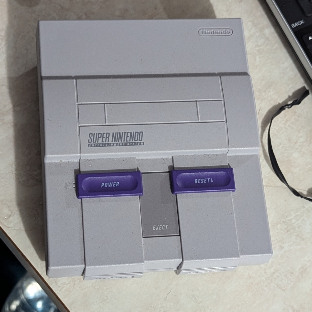 SNES Super Nintendo Entertainment System Classic Edition Mini Console